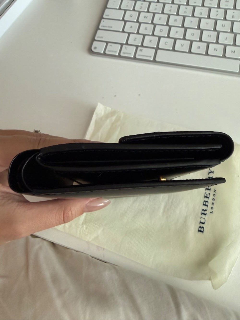 Burberry Wallet - Picture 4 of 10